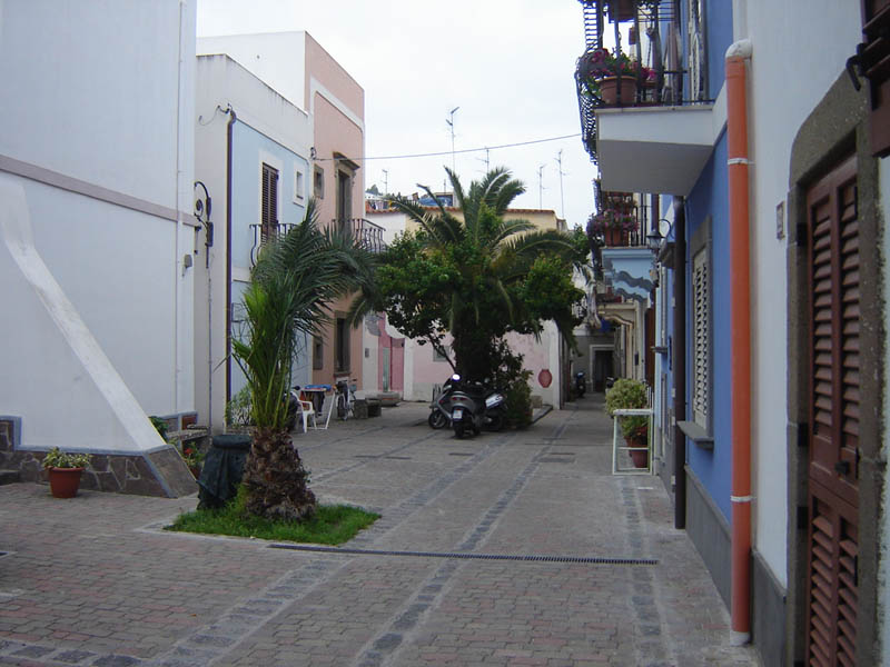 Lipari, la Piazzetta delle Arti